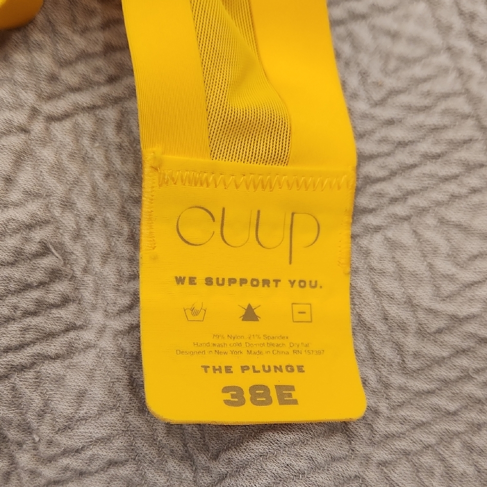 CUUP Vibrant Yellow Plunge Bra